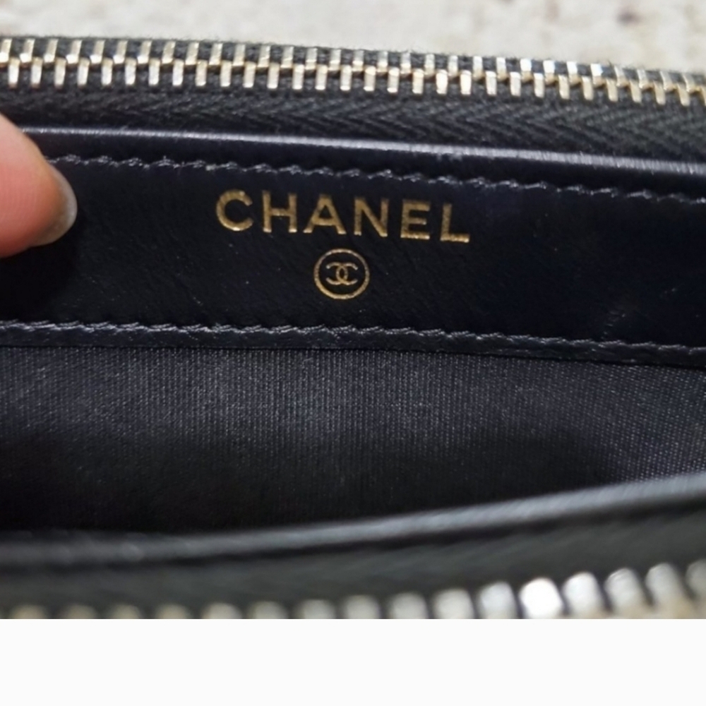 CHANEL CAVIAR Small Crossbody Bag wallet cellphone holder - Picture 7 of 12